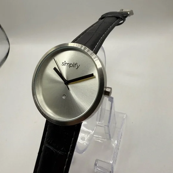 Simplify Black Band Unisex 1000 Series Silver Steel Case Watch (New Battery) - Picture 5 of 11
